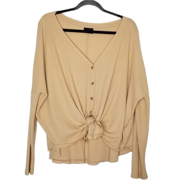 Out From Under Jojo Oversized Thermal Button Up Size Small - Picture 9 of 12